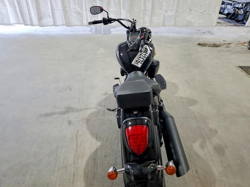 2014 Suzuki Vl800 t