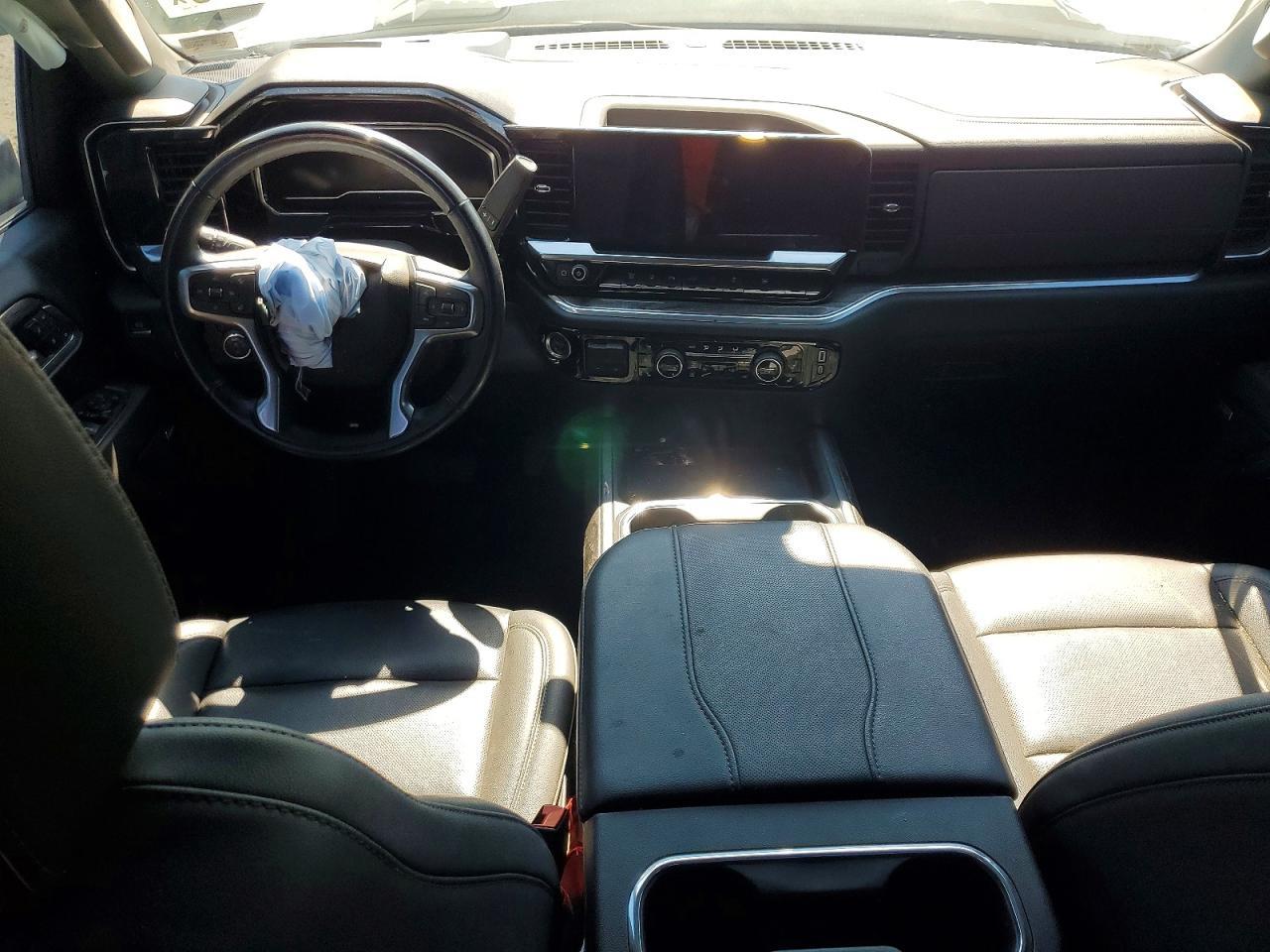 2025 Chevrolet Silverado K3500 LTZ