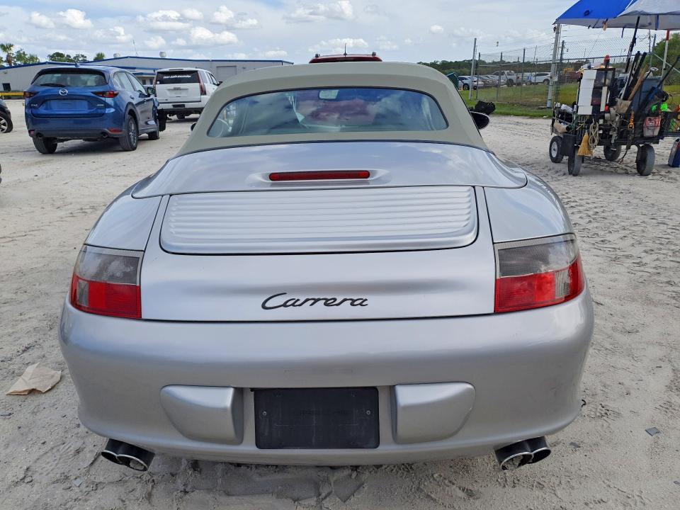 2004 Porsche 911 Carrera