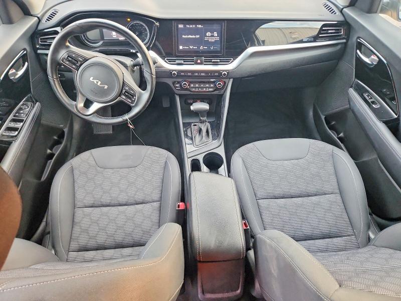 2022 KIA Niro lxs