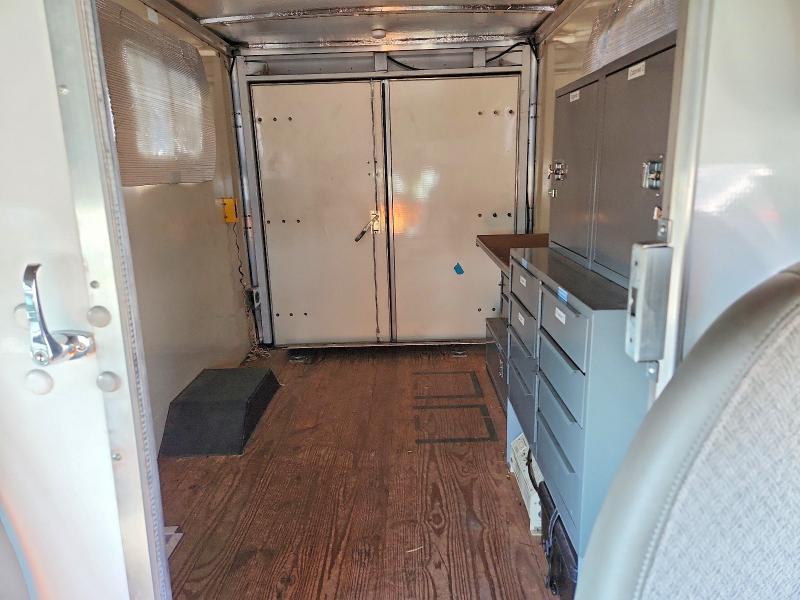 2013 Chevrolet Express Delivery Truck