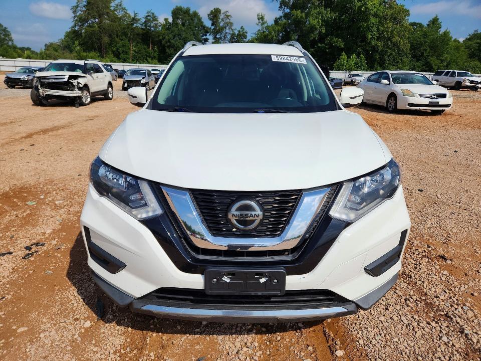 2018 Nissan Rogue sv