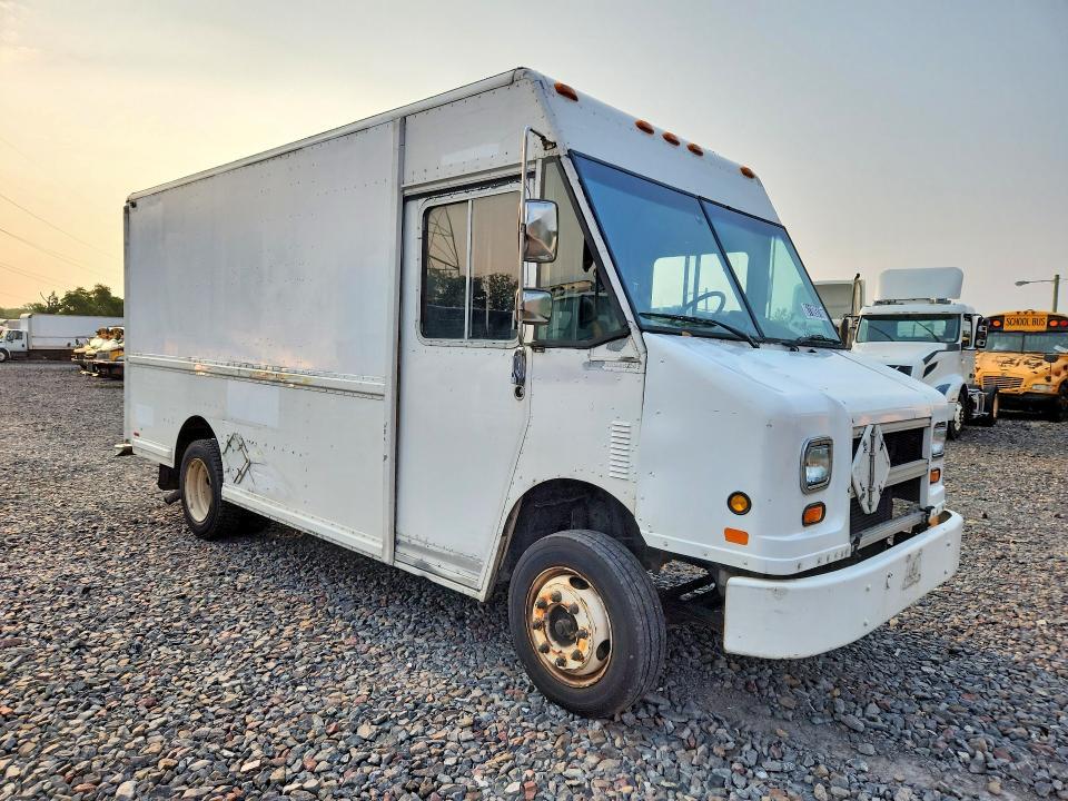 1998 Freightliner Chassis M Line WALK-IN Van