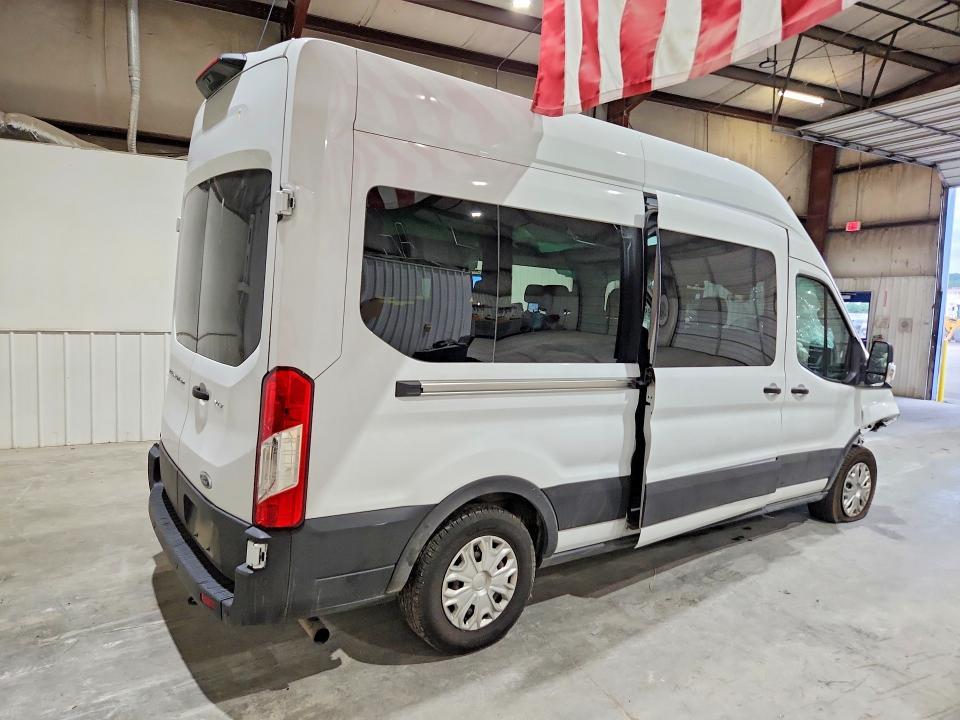 2025 Ford Transit T-350