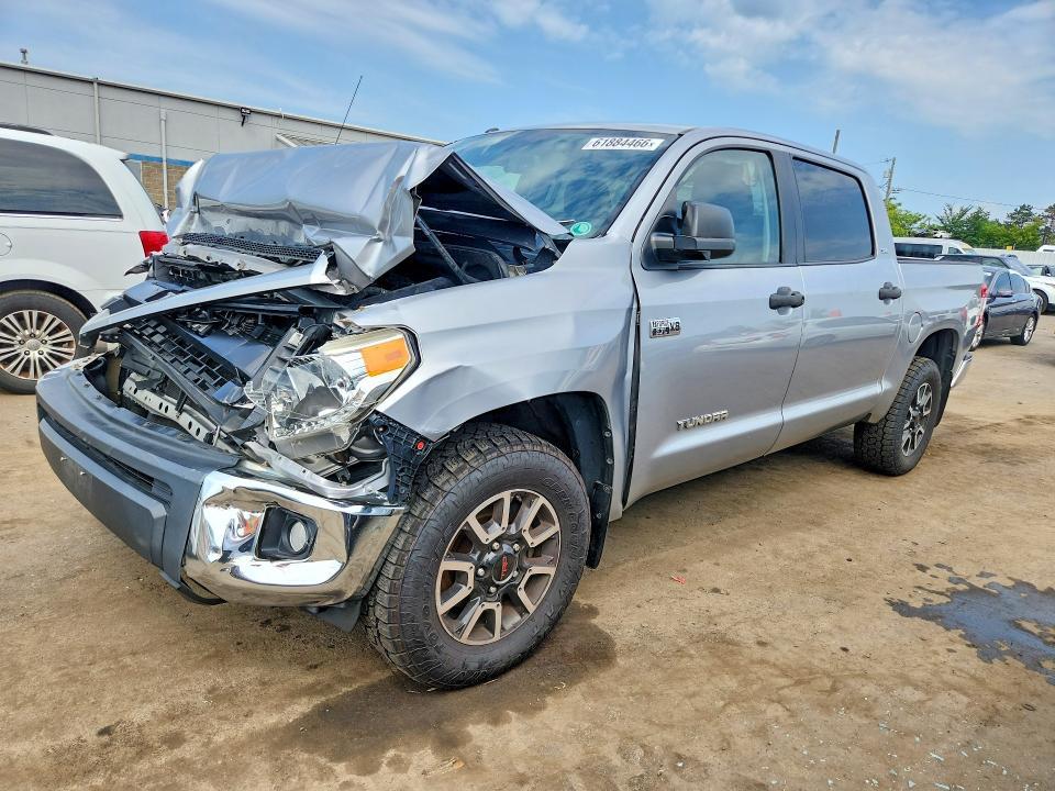2017 Toyota Tundra SR5