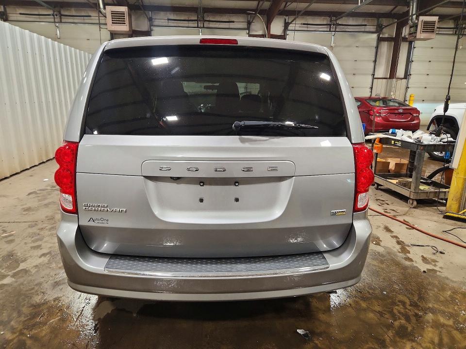 2018 Dodge Grand Caravan se