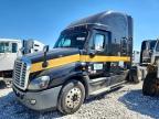 2018 Freightliner Cascadia 125 Semi Truck