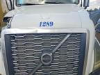 2019 Volvo VNL Semi Truck