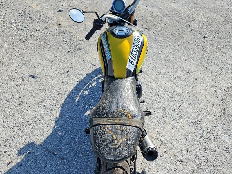 2022 Cf Moto 700