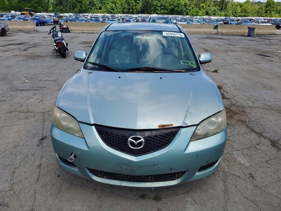 2004 Mazda 3 I