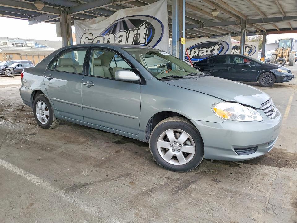 2004 Toyota Corolla le