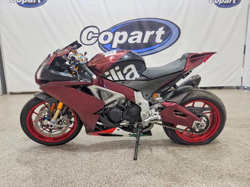 2016 Aprilia RSV4 RF