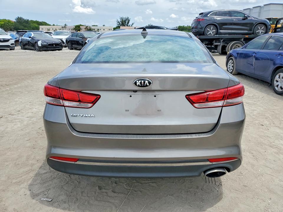 2017 KIA Optima lx