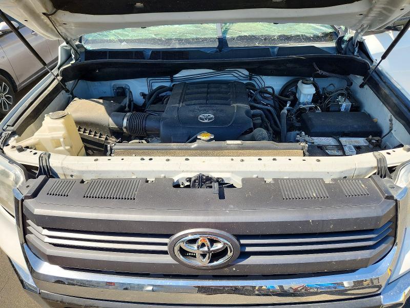 2015 Toyota Tundra SR5