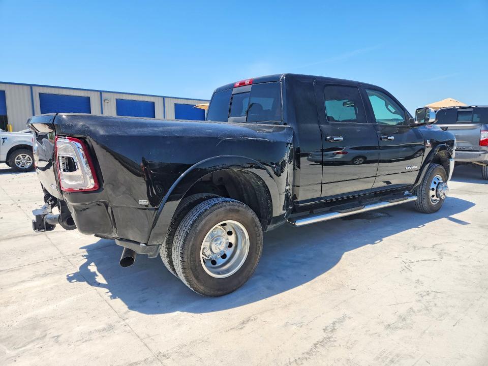 2022 Dodge 3500 Laramie