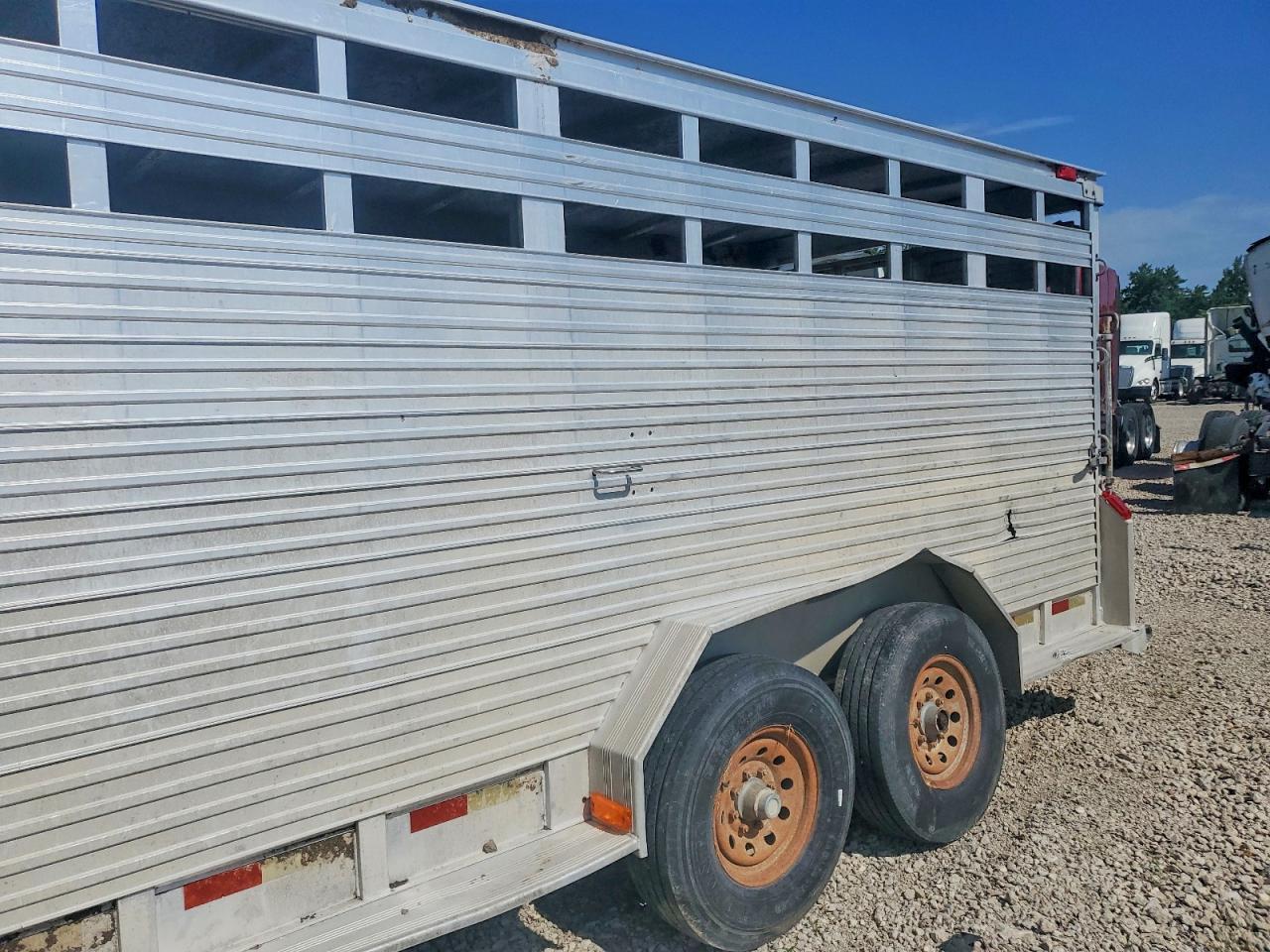 2005 Barrett Horse Trailer