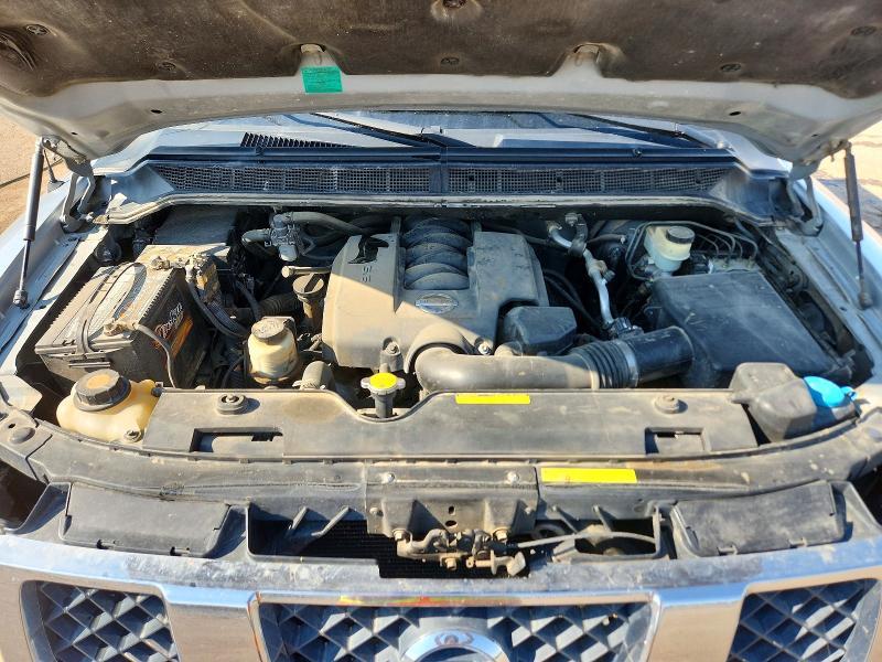 2004 Nissan Titan XE/SE/LE