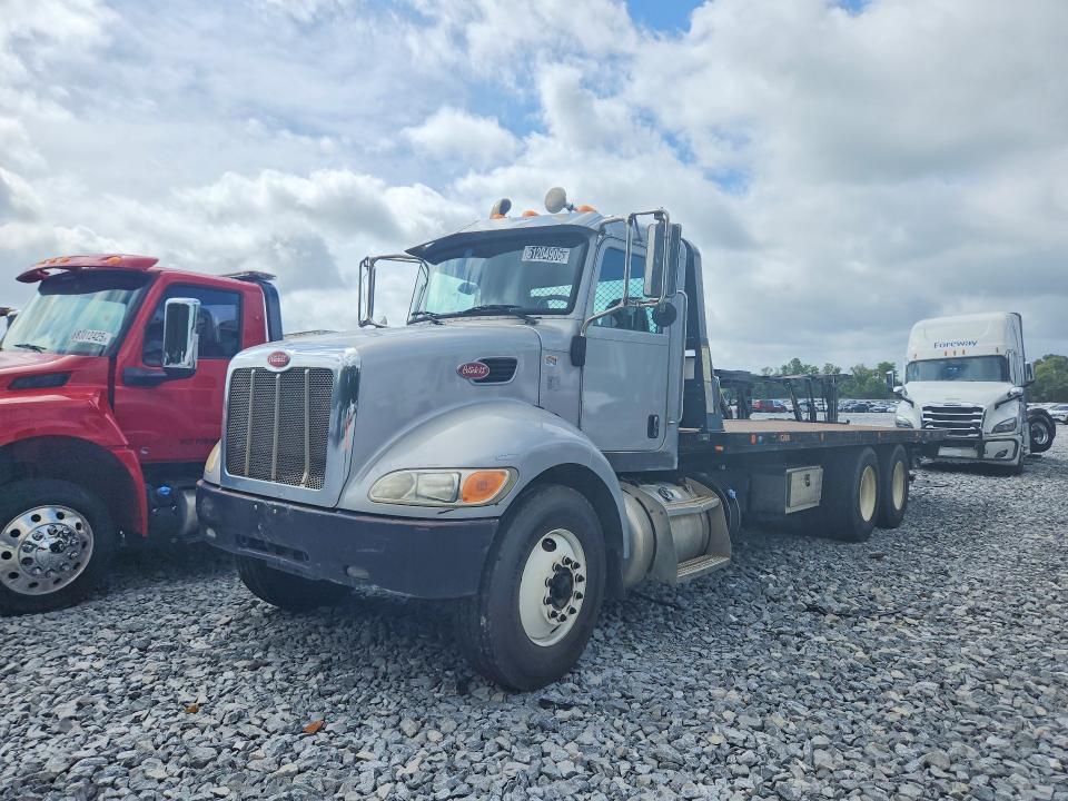 2015 Peterbilt 348 Rollback TOW Truck