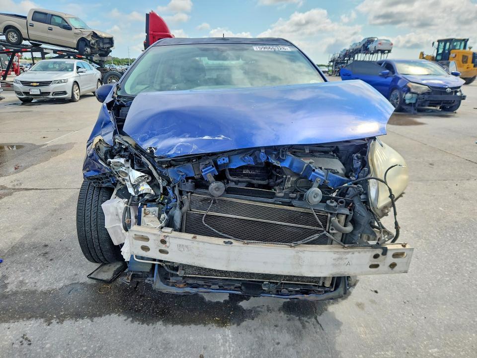 2010 Toyota Prius iii