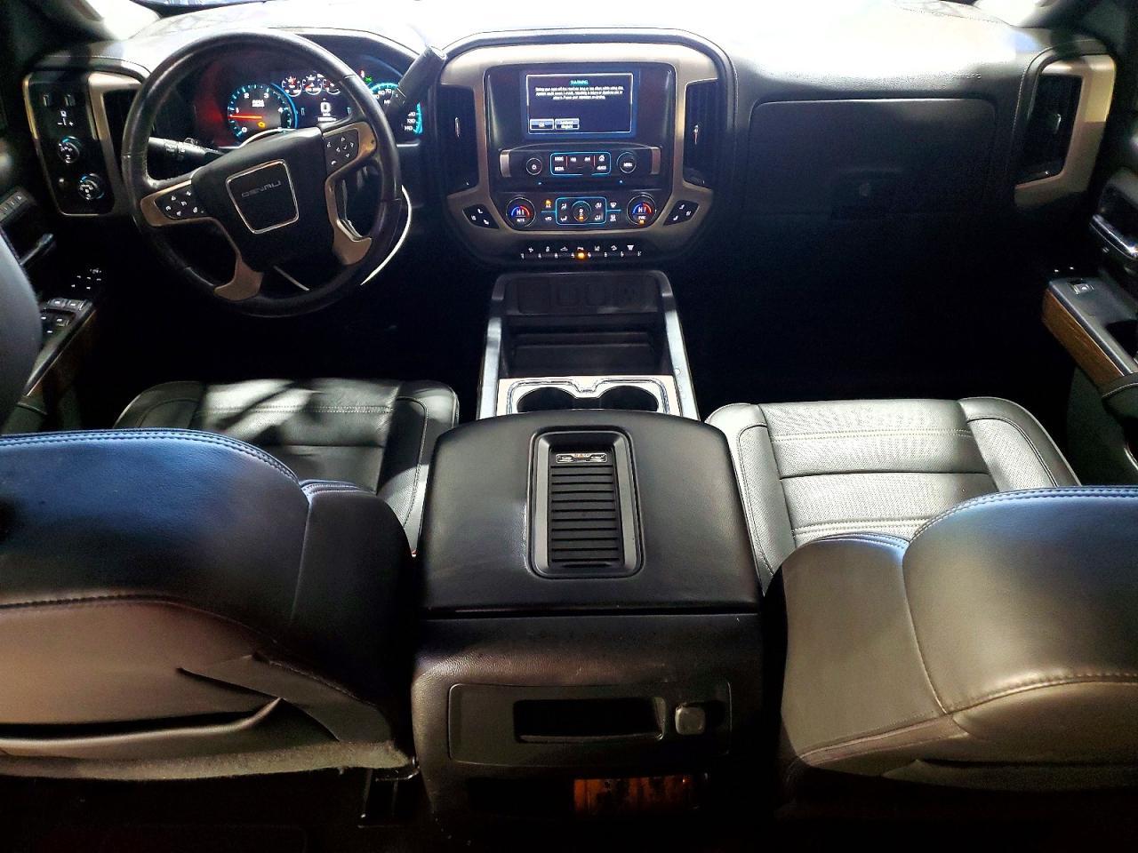 2018 GMC Sierra K2500 Denali