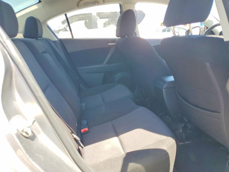 2010 Mazda 3 I
