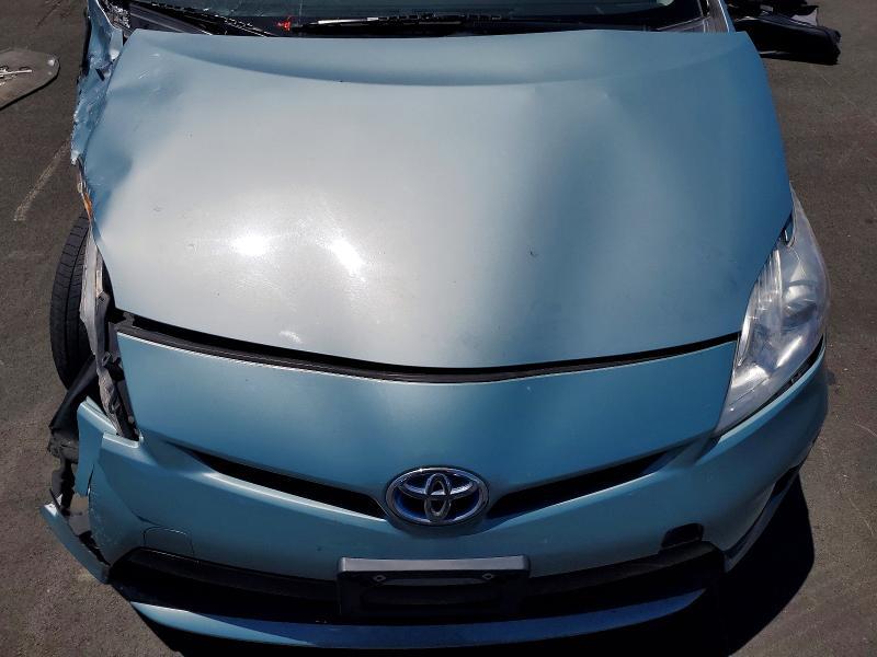 2013 Toyota Prius Three