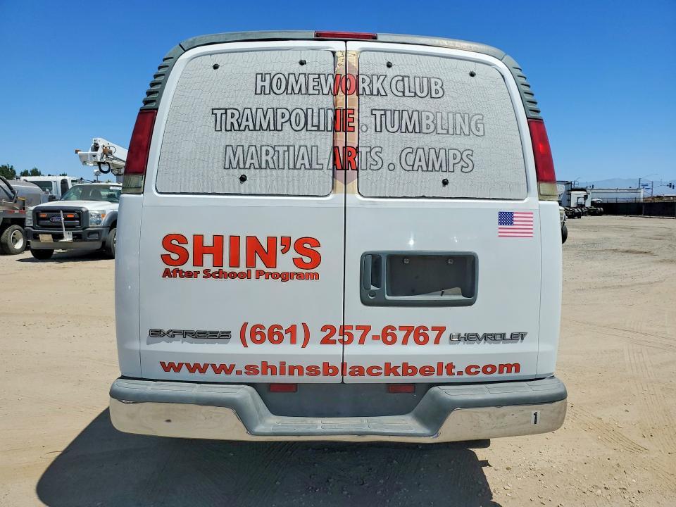 2002 Chevrolet Express G3500