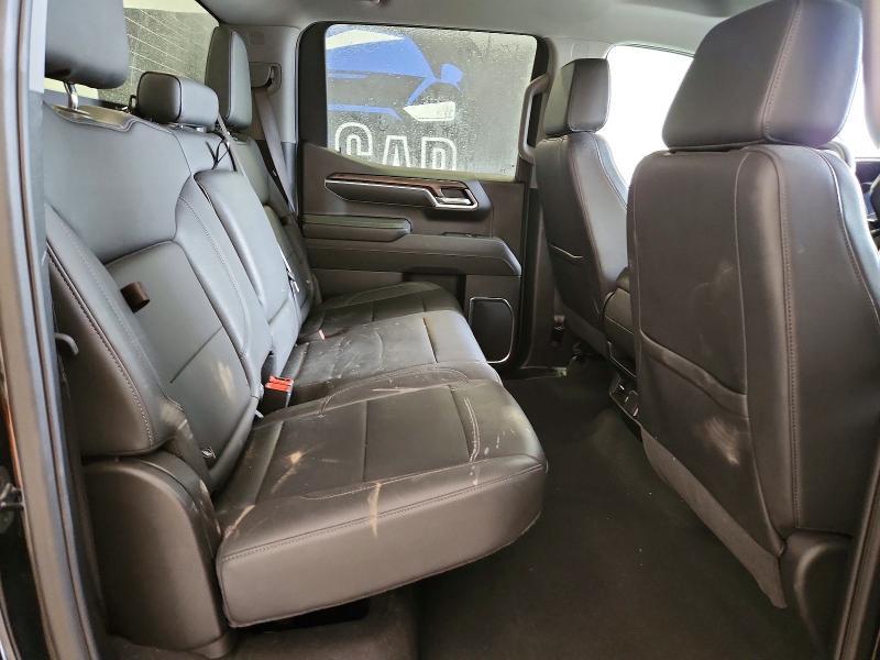 2025 GMC Sierra K1500 SLT