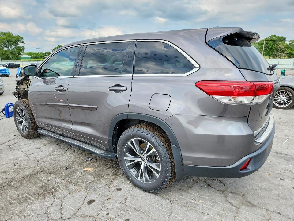 2018 Toyota Highlander le Plus