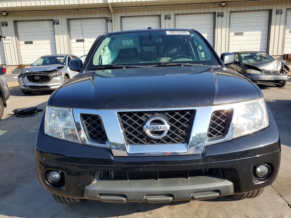 2017 Nissan Frontier sv