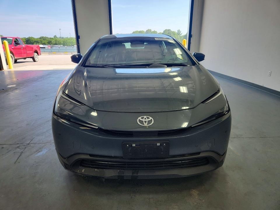 2023 Toyota Prius le