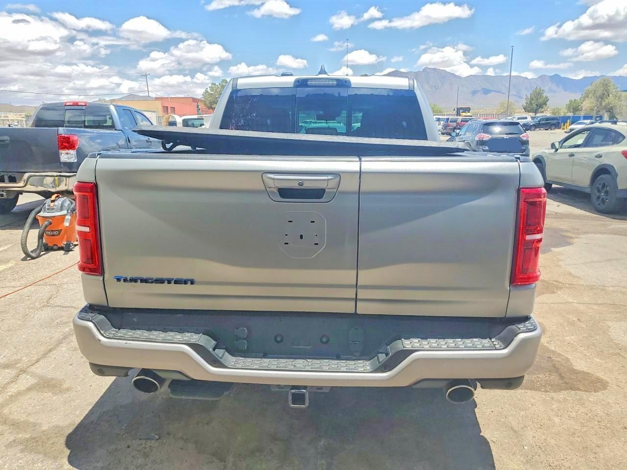 2025 Dodge RAM 1500 Tungsten