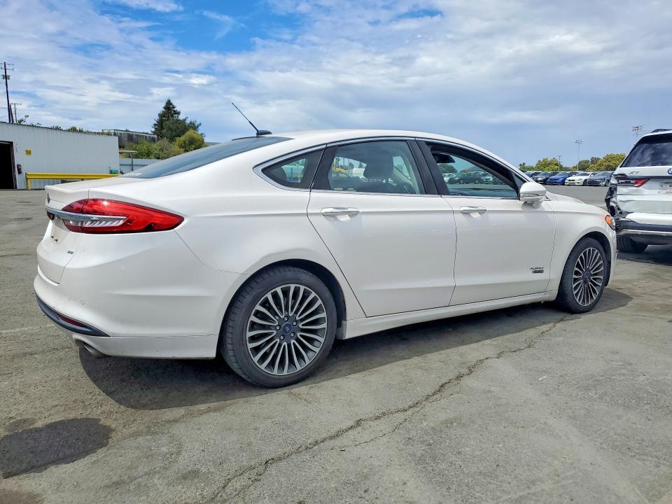 2017 Ford Fusion se Phev