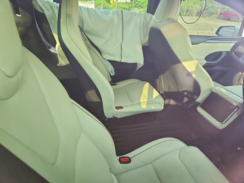 2022 Tesla Model x