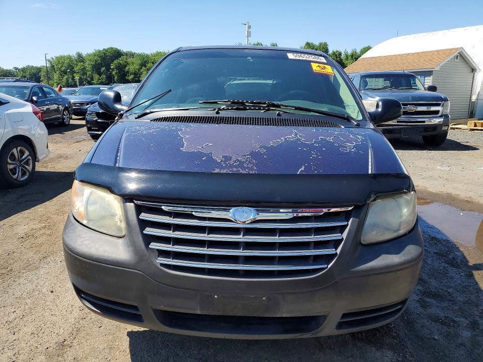 2006 Chrysler Town & Country