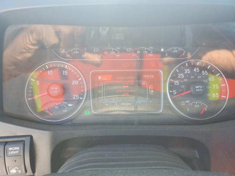 2022 International RH613 Semi Truck