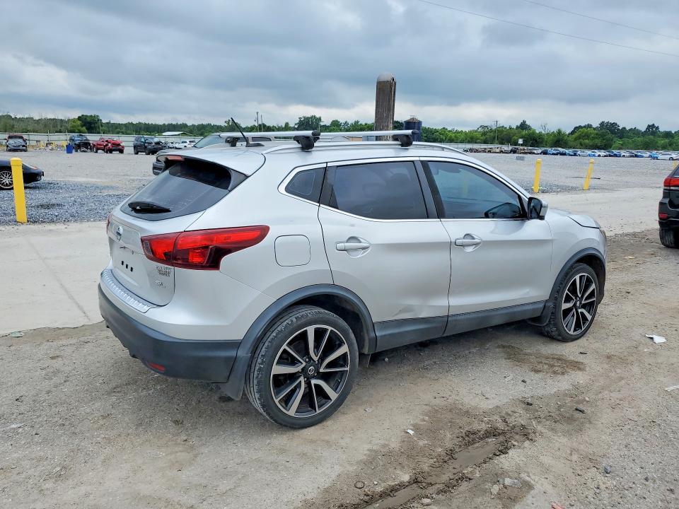 2018 Nissan Rogue Sport sl