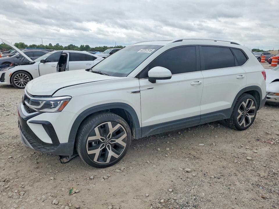 2022 Volkswagen Taos sel