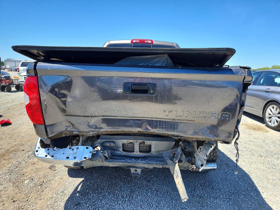 2017 Toyota Tundra SR5