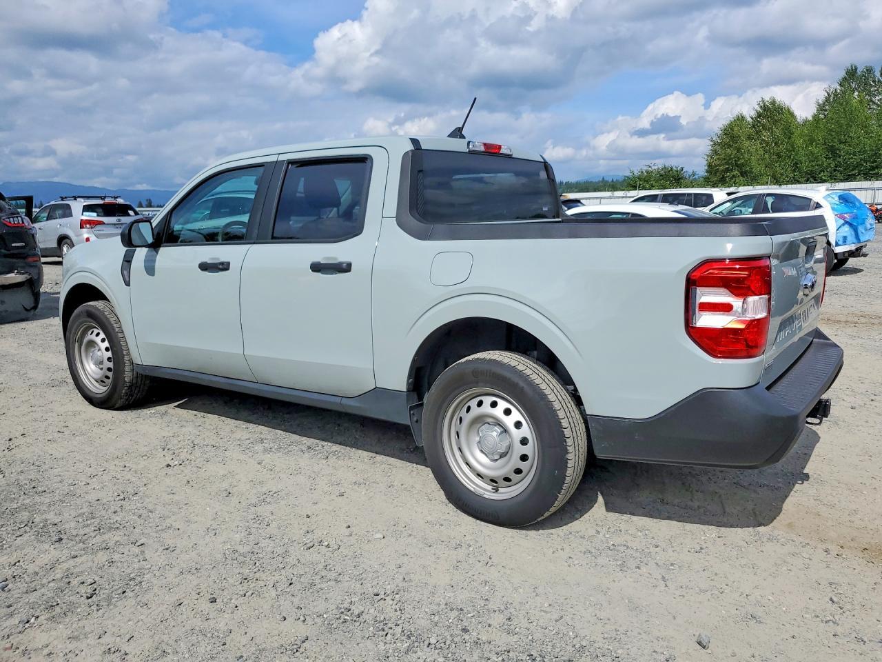 2024 Ford Maverick XL
