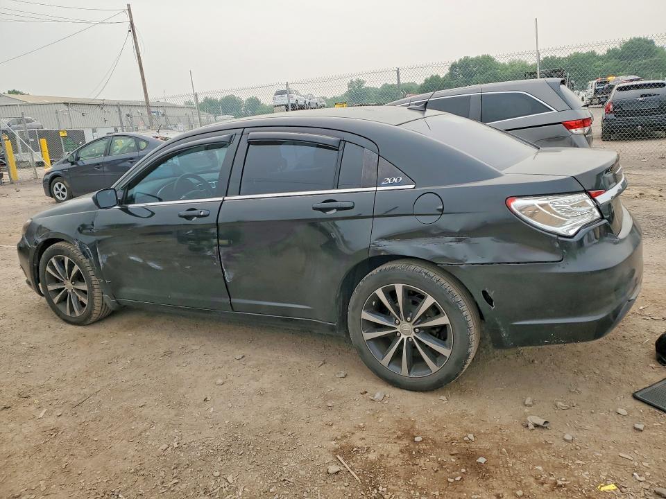 2014 Chrysler 200 Touring