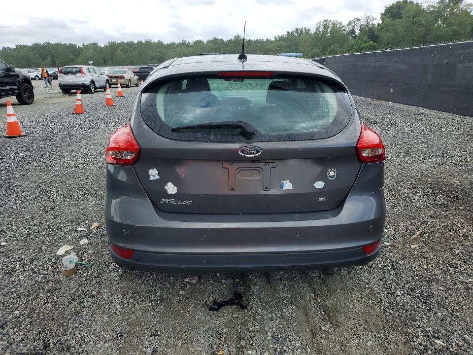 2015 Ford Focus se