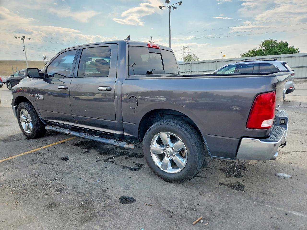 2016 Dodge RAM 1500 SLT