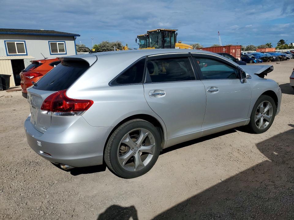 2013 Toyota Venza le