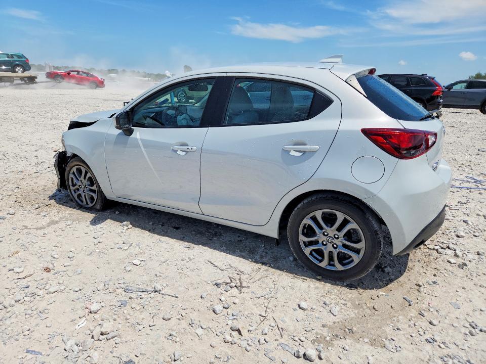 2020 Toyota Yaris Hatchback le
