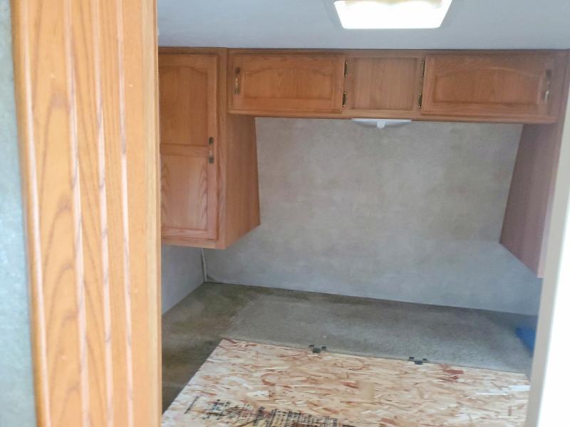 2011 Keystone Summerland Camper
