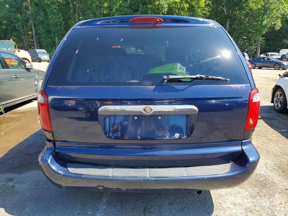 2006 Chrysler Town & Country