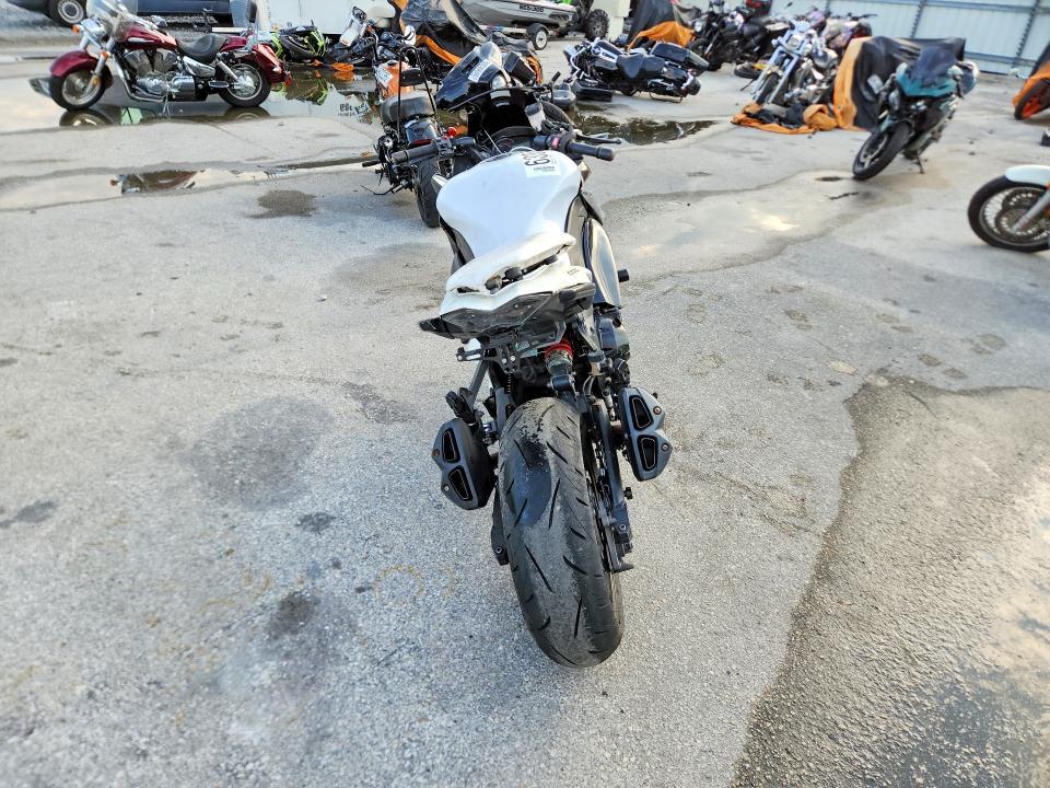 2013 Kawasaki ZX1000 H