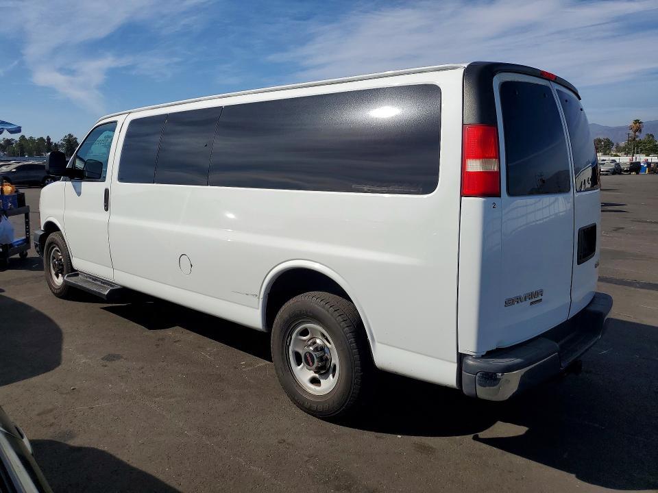 2013 GMC Savana G3500 lt