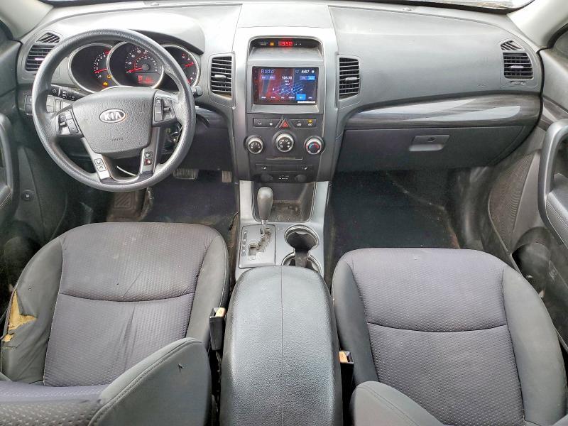 2011 KIA Sorento lx